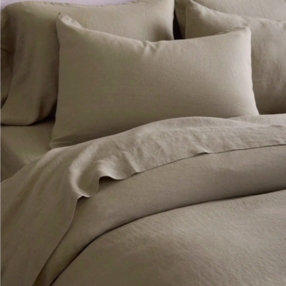 NWT Quince European Linen Queen Duvet Cover Set + 2 Shams in Aloe - Picture 5 of 6